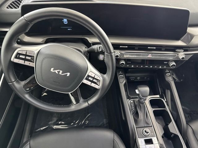Used 2025 Gray Kia S image 24