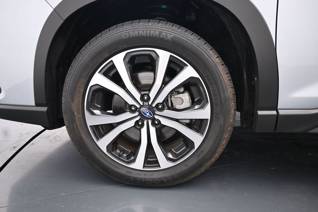 2023 Subaru Forester Limited - Photo 14