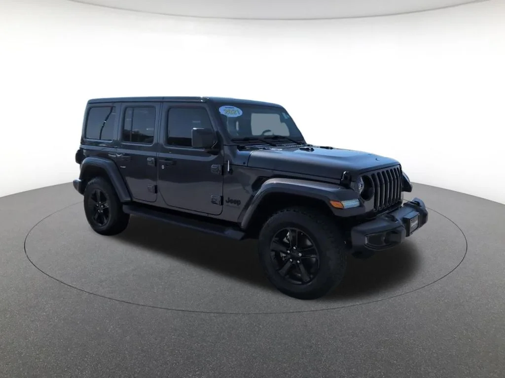 Certified Used 2021 Gray Jeep Unlimited Sahara Altitude image 3