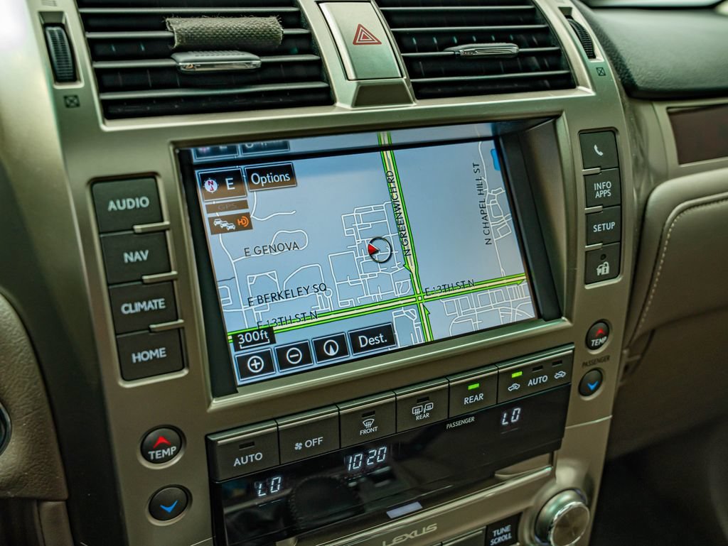 Used 2014 Starfire Pearl Lexus 460 image 26