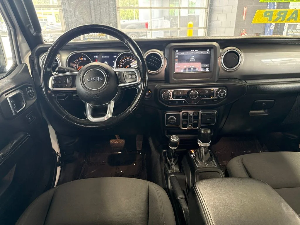 Used 2021 White Jeep Overland image 12