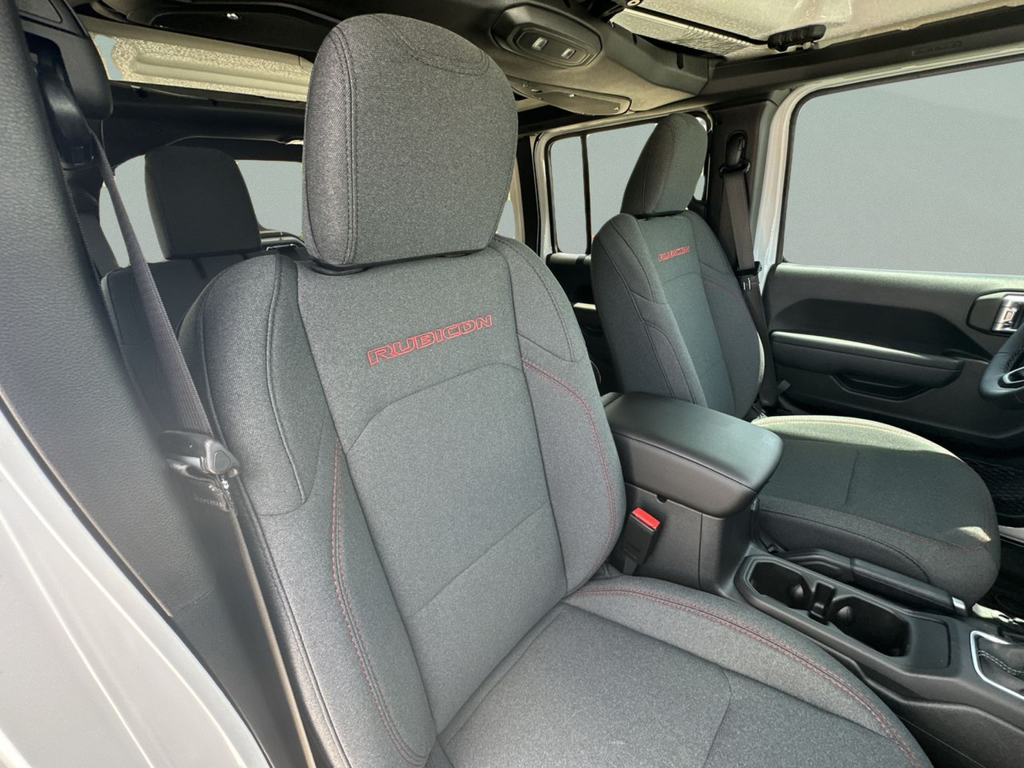 New 2026 Bright White Clearcoat Jeep Rubicon image 39