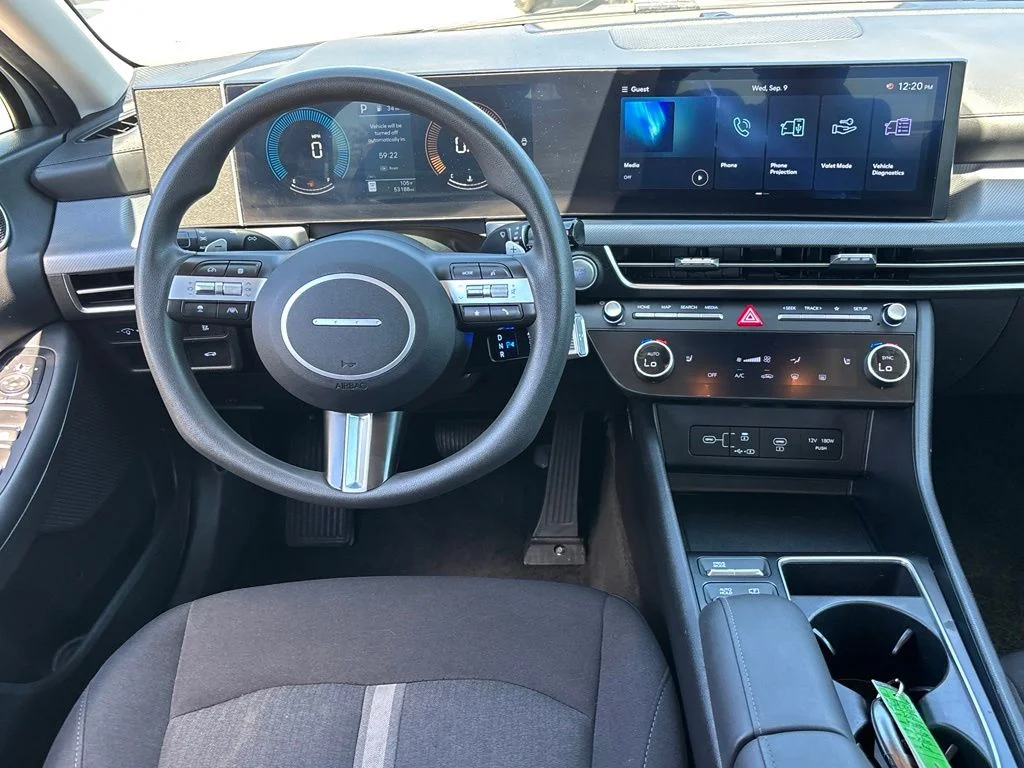 Used 2025 Aero Silver Hyundai SEL image 20