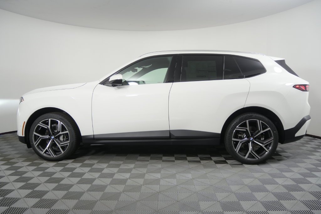 New 2027 Alpine White BMW  image 7