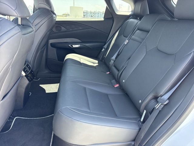 Certified Used 2024 ULTRA WHITE Lexus 350 F Sport Handling image 23