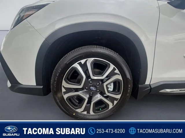 New 2026 CRYSTAL WHITE PEARL Subaru Limited 7-Passenger image 9