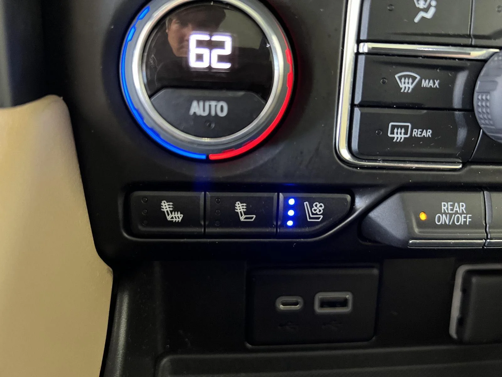 Used 2023 Midnight Blue Metallic Chevrolet Premier image 20