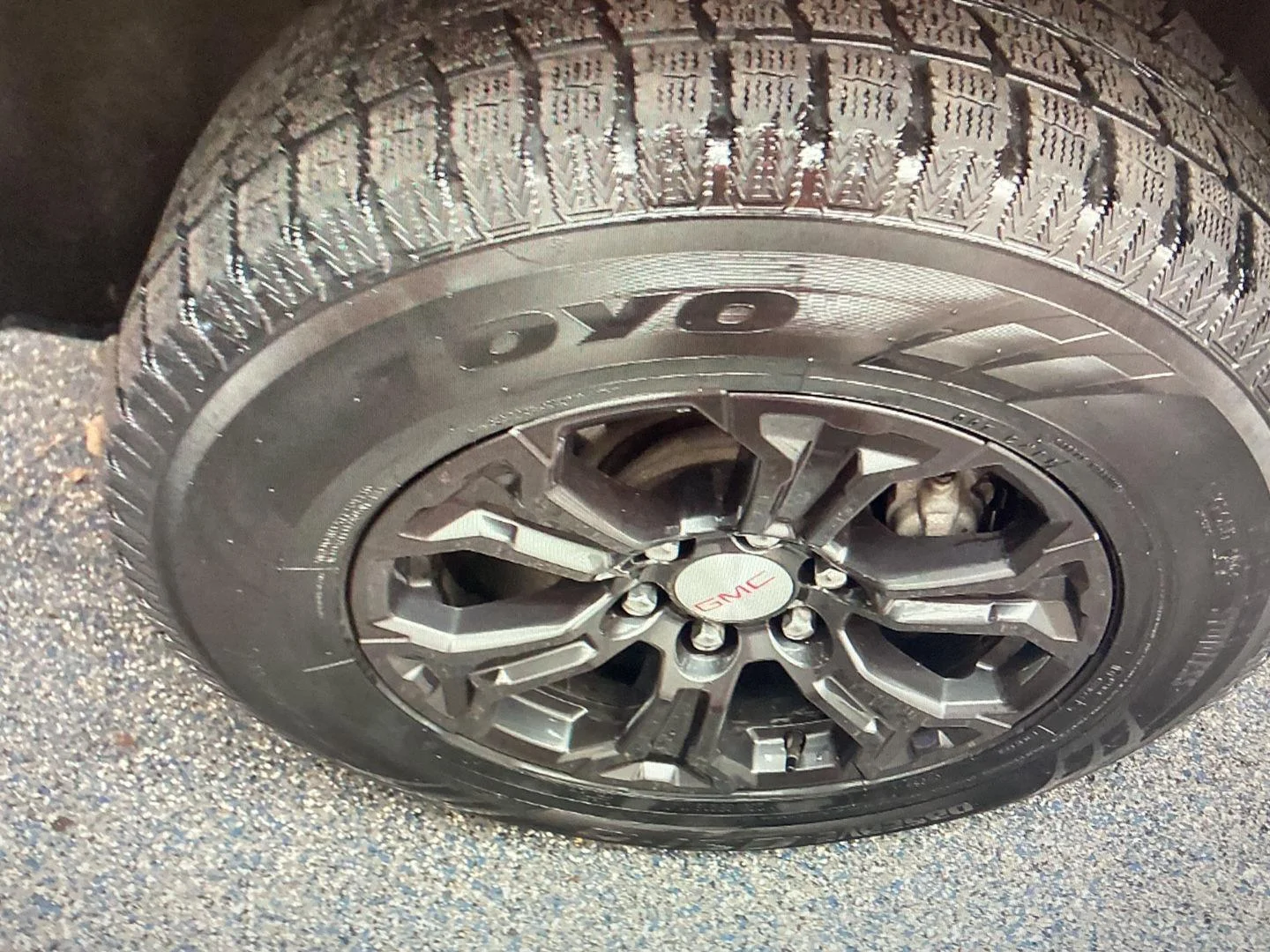 Used 2023 Onyx Black GMC Elevation image 8