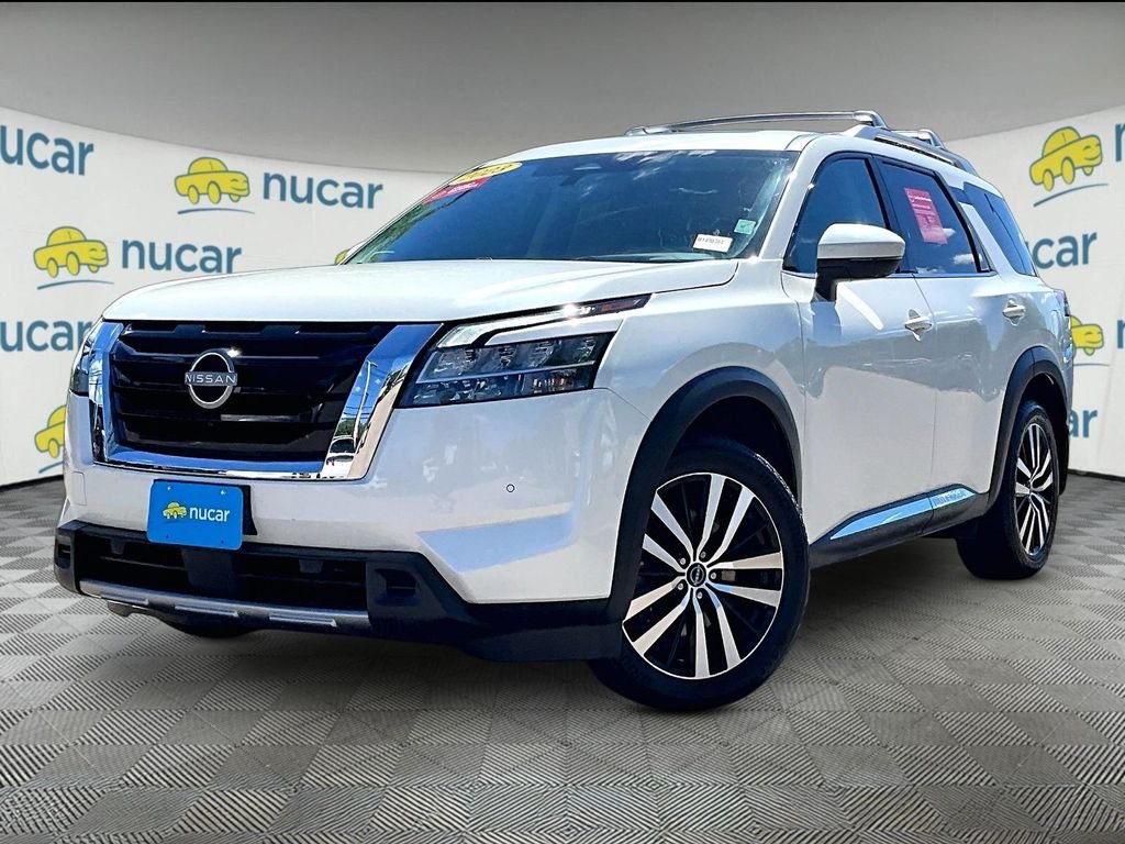 Certified Used 2023 White Nissan Platinum image 3