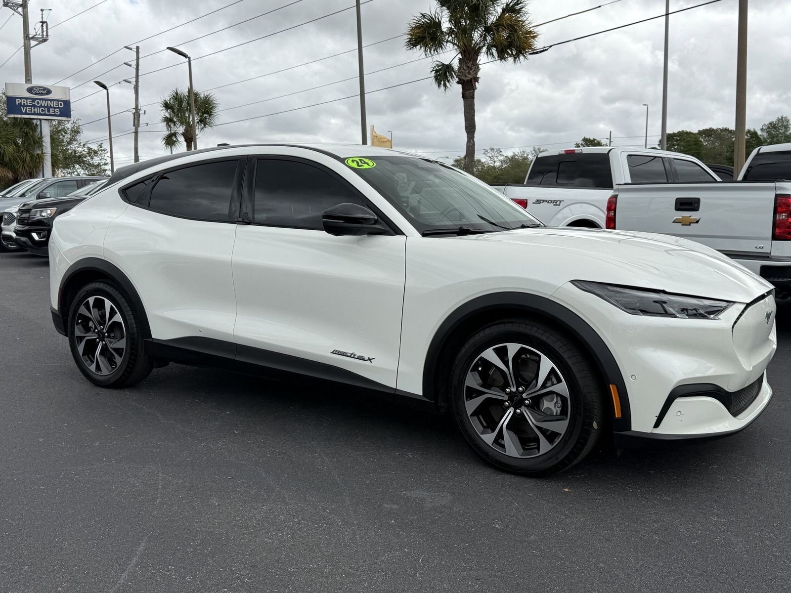 Certified 2024 Ford Mustang Mach-E Select AWD with VIN 3FMTK1SU7RMA43043 for sale in Spring Hill, FL