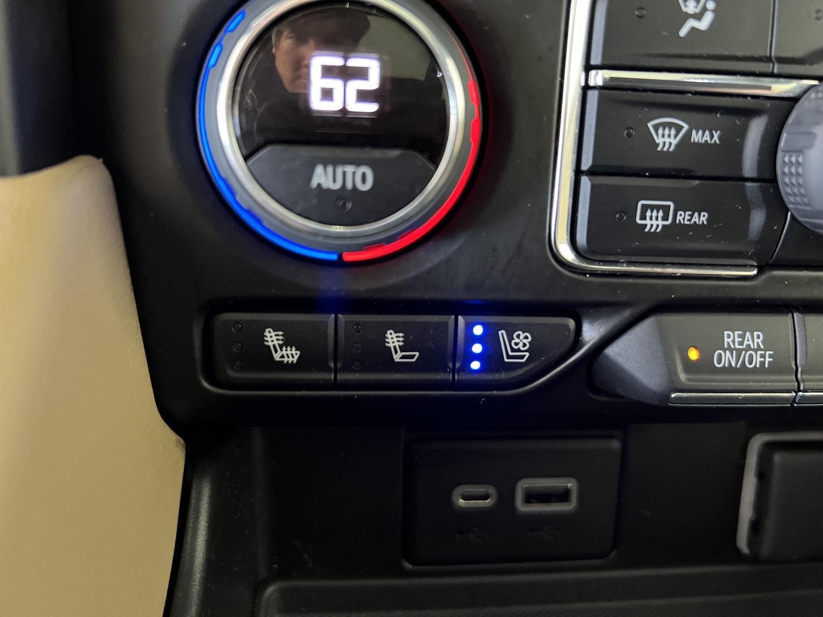 Used 2023 Midnight Blue Metallic Chevrolet Premier image 20