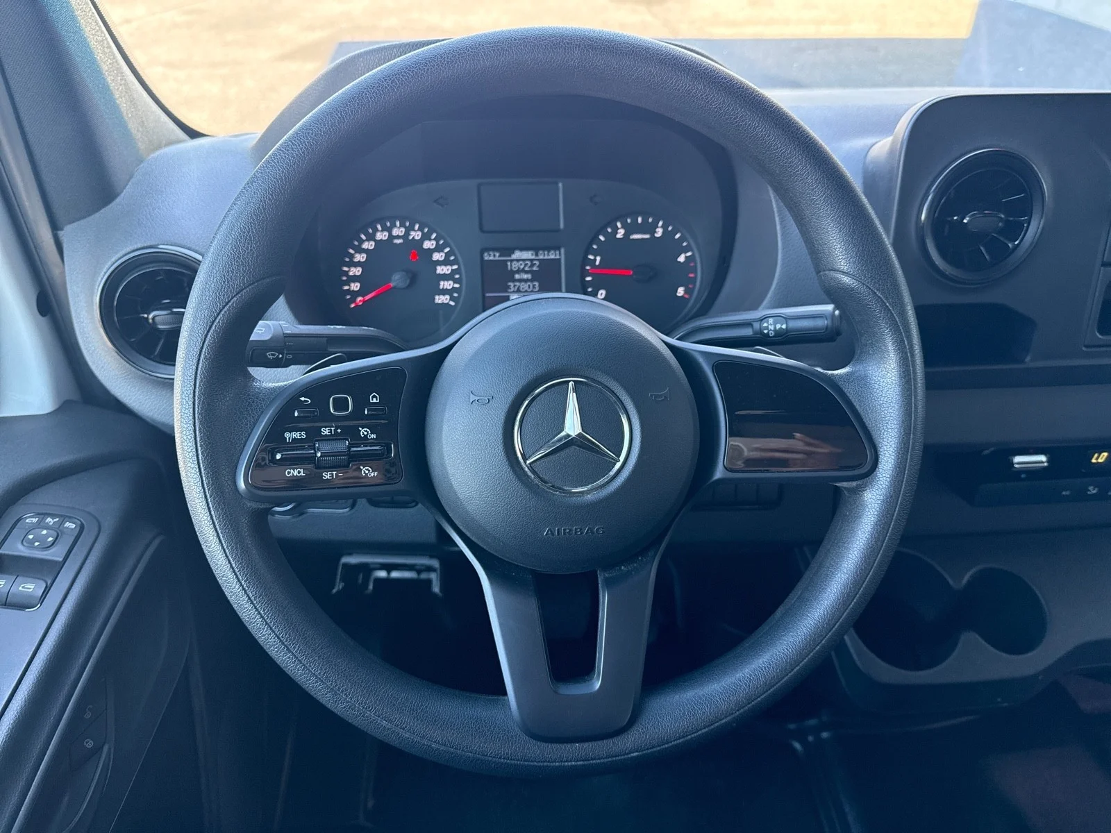 Used 2022 Arctic White Mercedes-Benz Standard Roof V6 DIESEL image 20