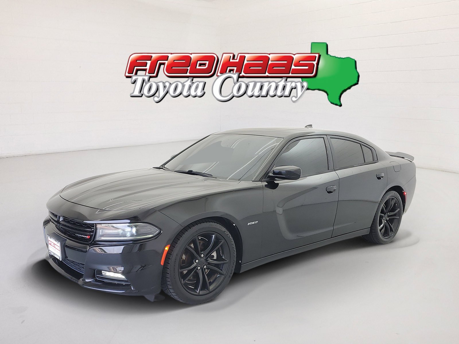 2016 Dodge Charger R/T's photo
