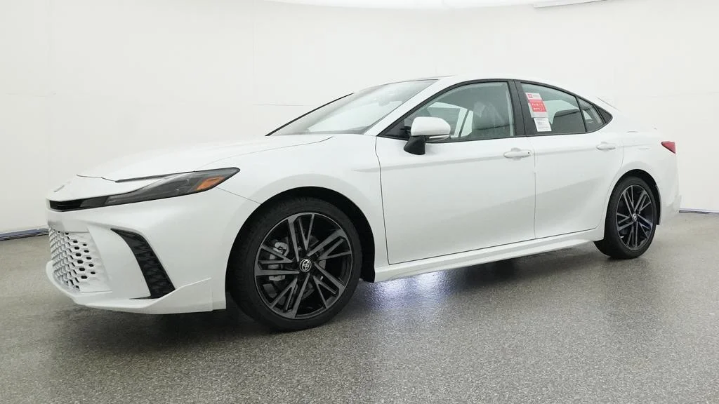 New 2026 Wind Chill Pearl Toyota XSE image 6