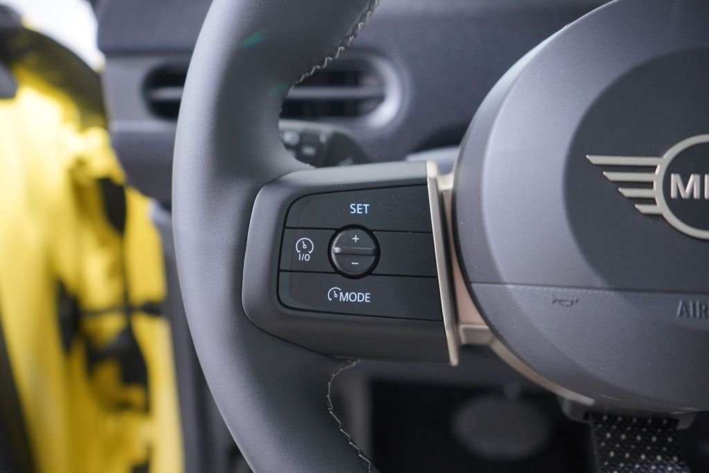 2026 MINI Hardtop 2 Door S - Photo 15