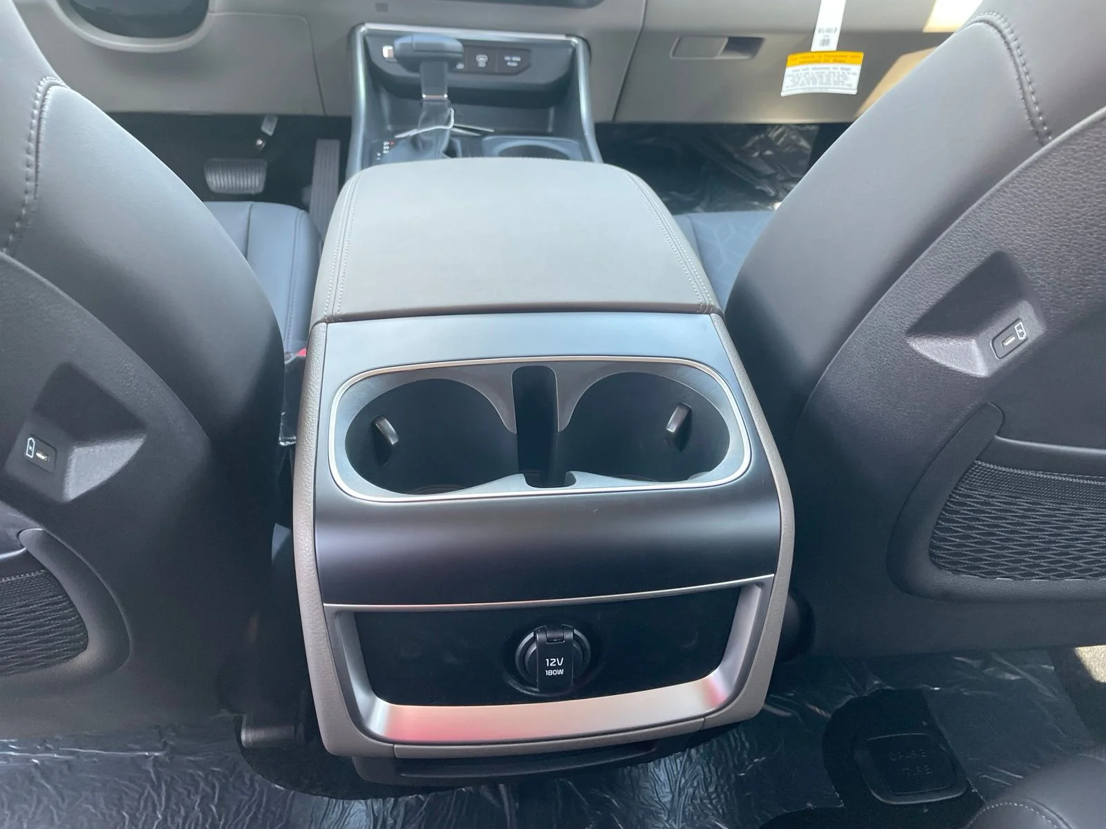 New 2027 White Kia LXS image 22