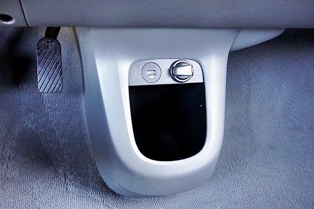 Used 2024 Black Hyundai SEL image 27