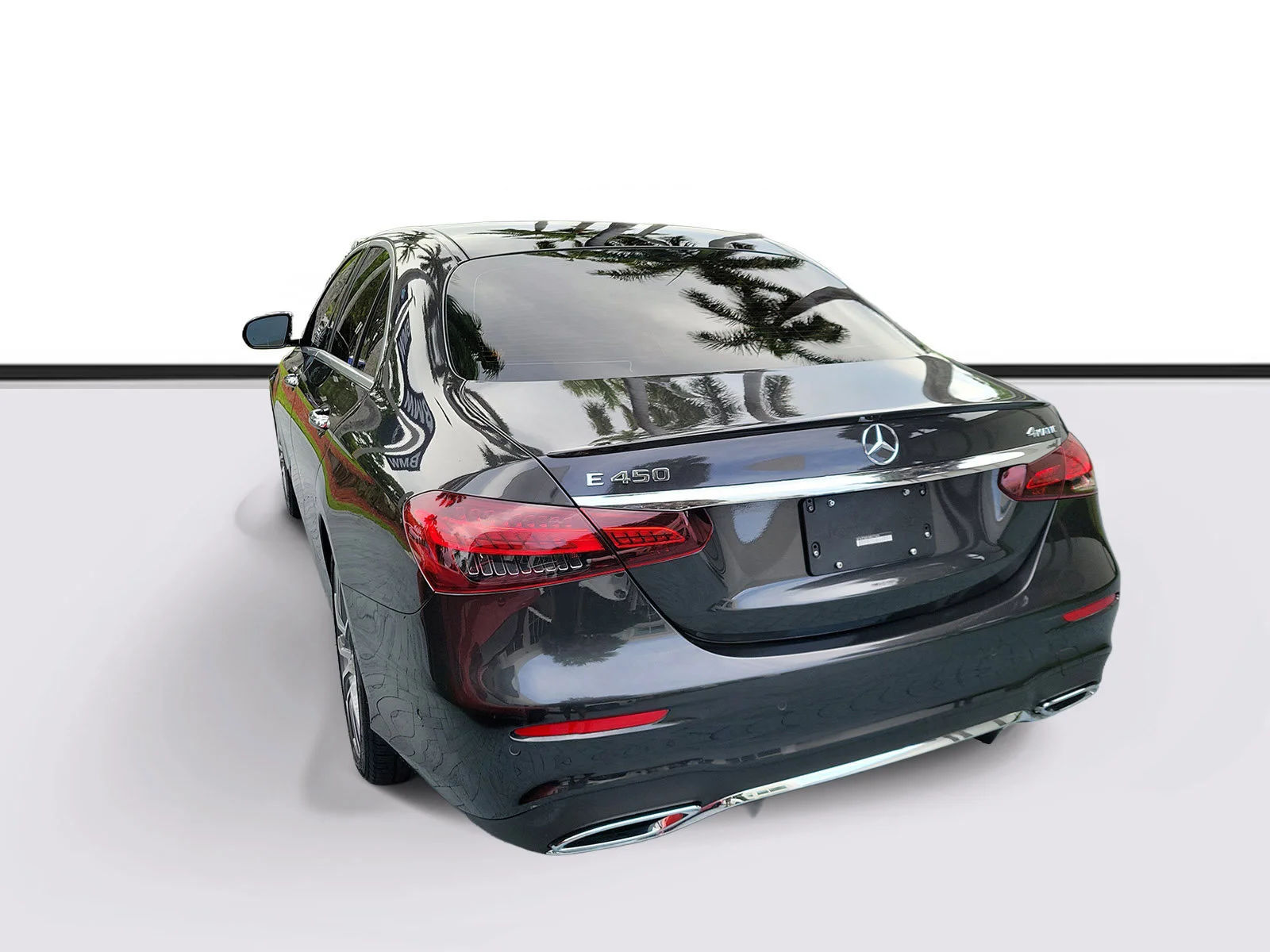 Used 2022 Gray Metallic Mercedes-Benz E 450 image 3