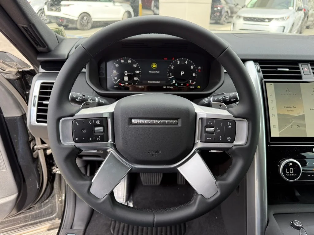 Certified Used 2025  Land Rover S image 17