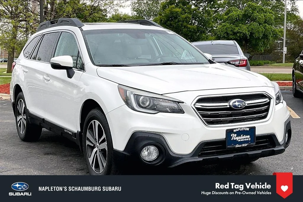 Used 2018 White Subaru 2.5i image 1