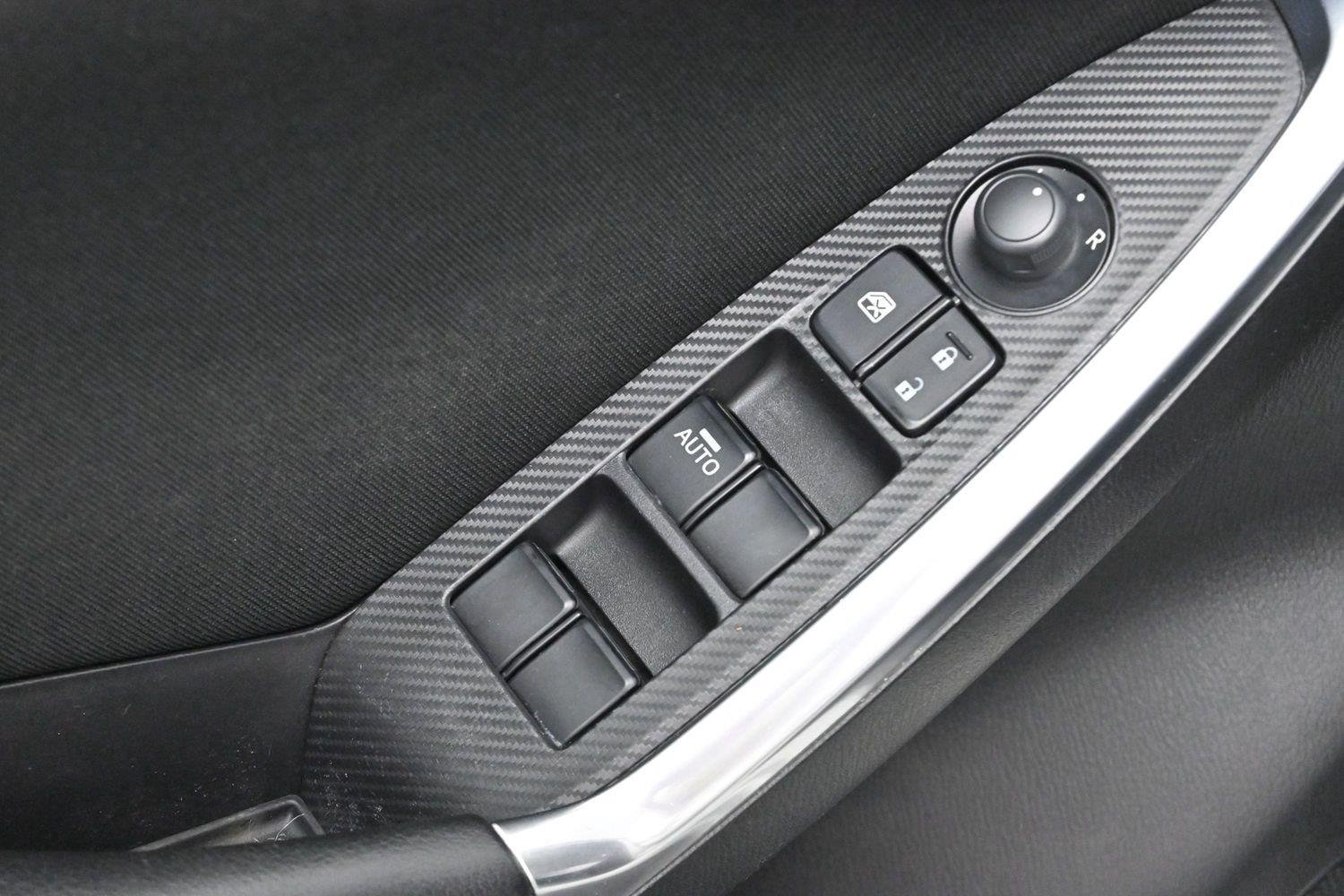 Used 2016 Crystal White Pearl Mica Mazda Touring image 11