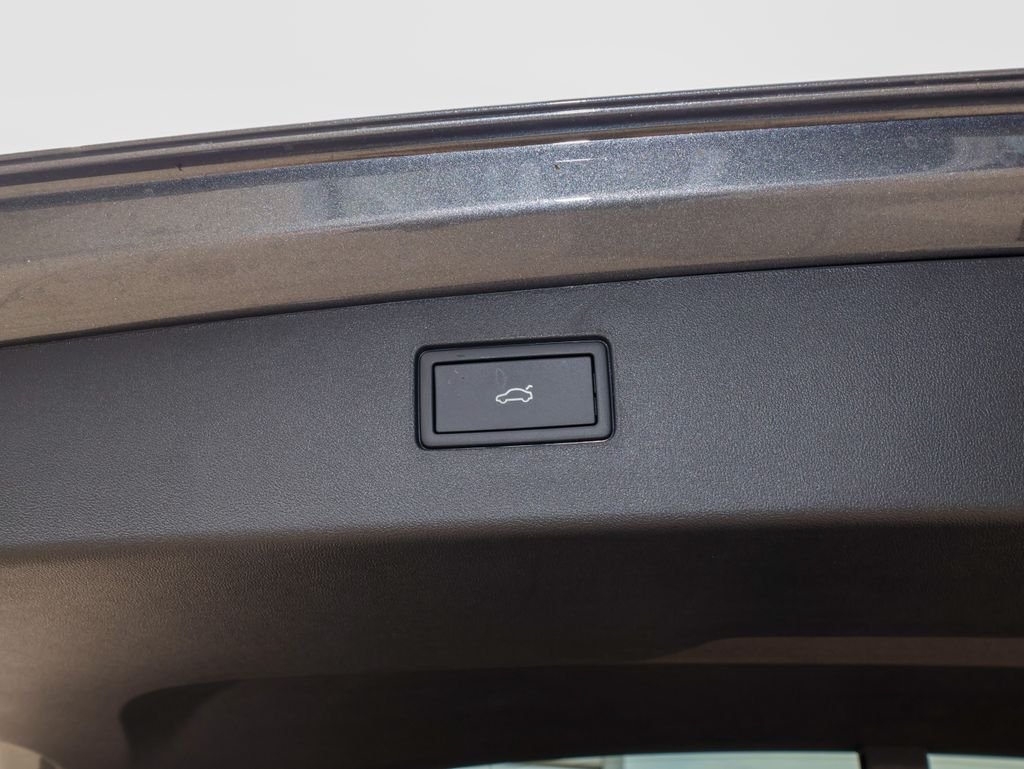New 2026 Silver Volkswagen 2.0T SE R-Line Black image 11