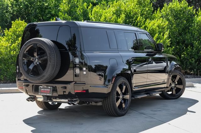 2025 Land Rover Defender V8 - Photo 8