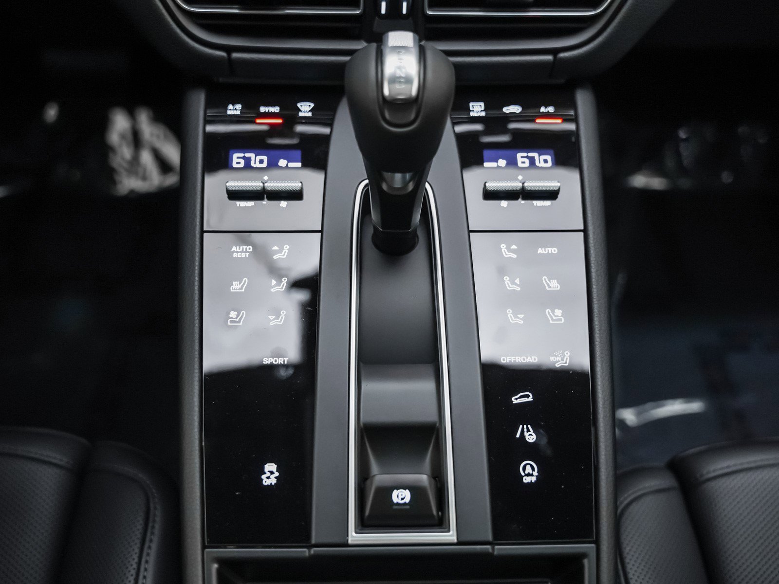 2026 Porsche Macan - Photo 20