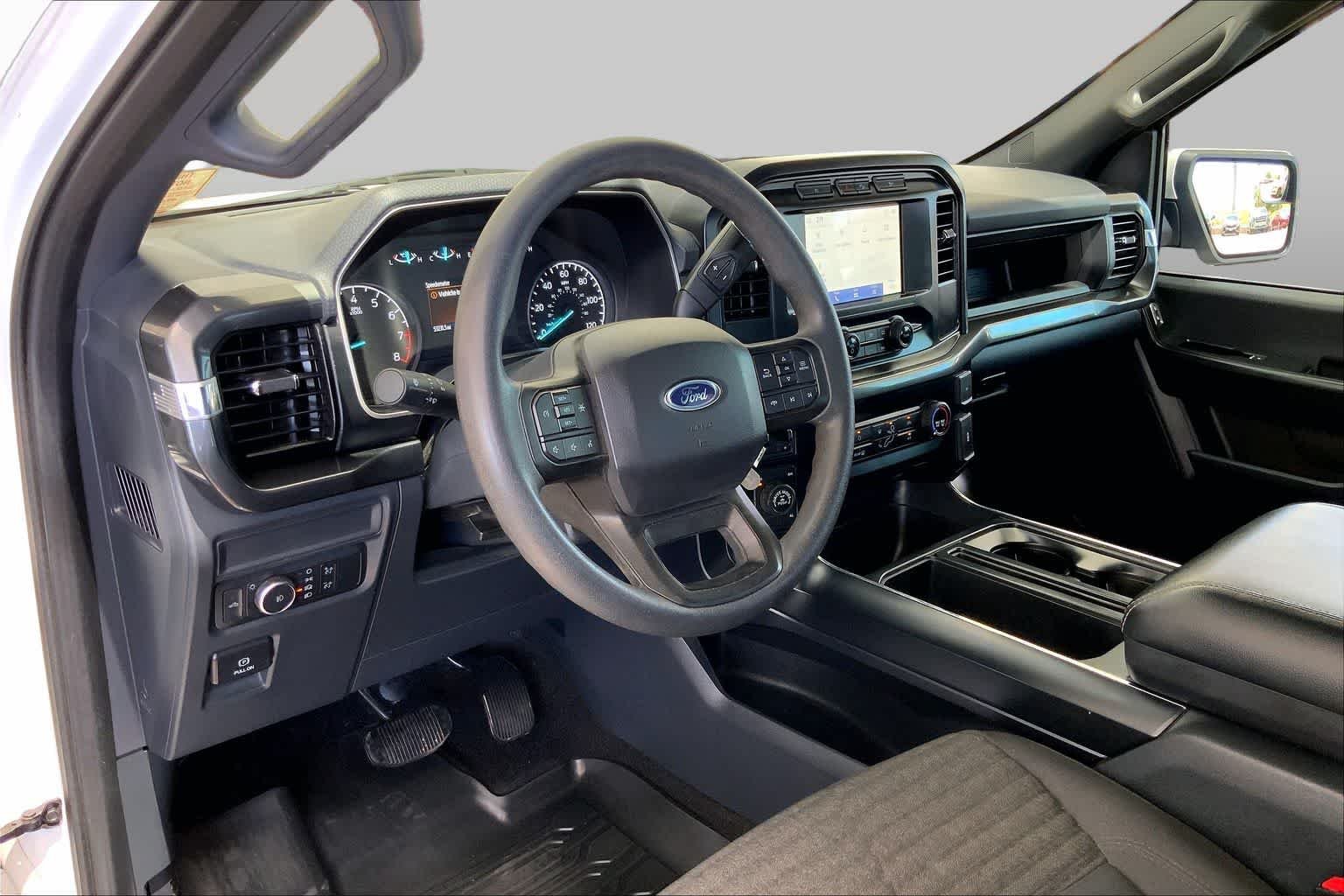 Used 2022 Oxford White Ford XL image 18