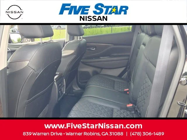 Used 2024 Black Nissan Platinum image 6