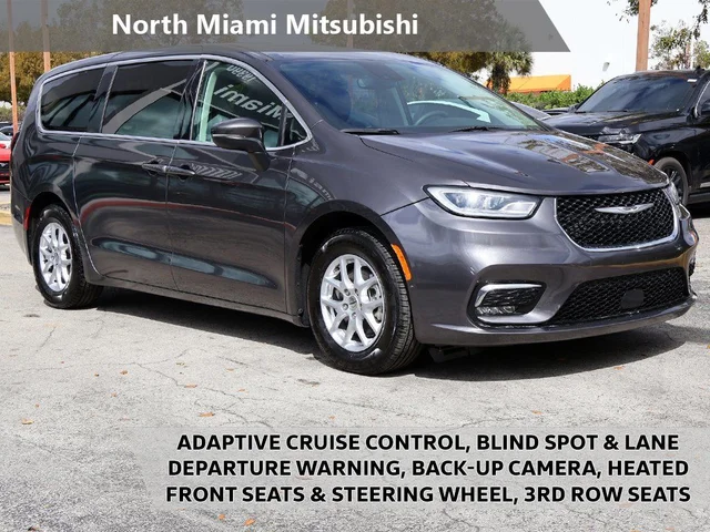 2023 Chrysler Pacifica Touring L