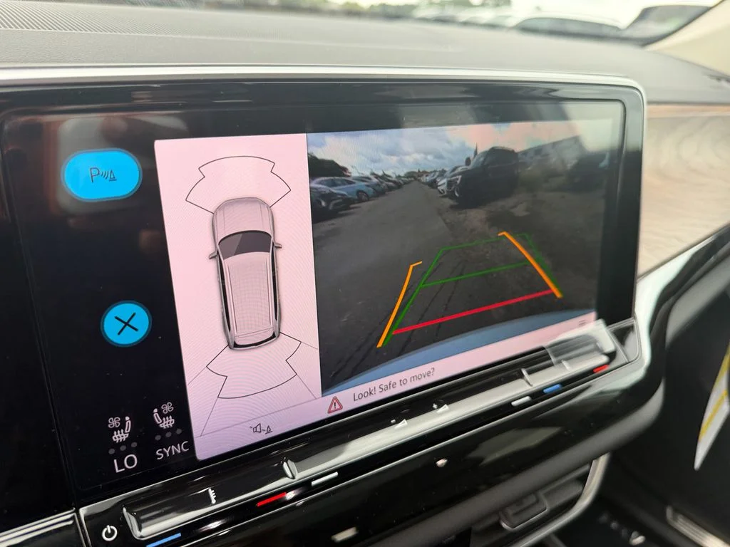 New 2026  Volkswagen 2.0T SE w/Technology image 23