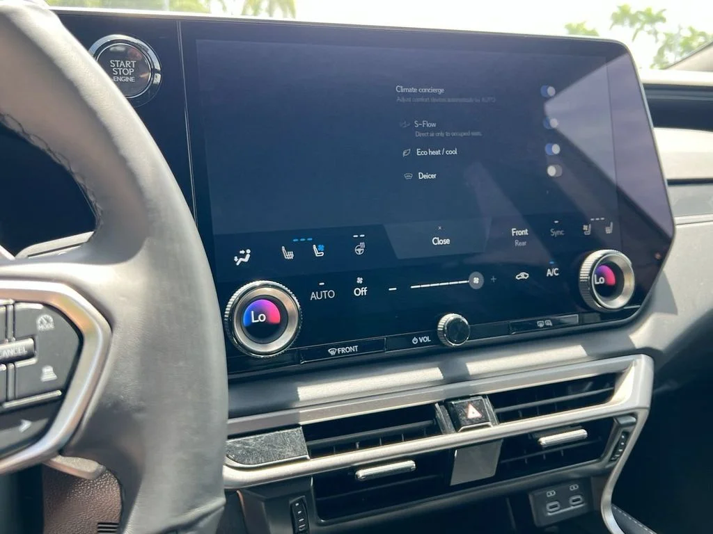 Used 2025 Iridium Lexus 350 Premium image 17