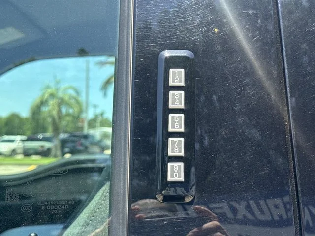 2024 Ford F-150 XLT - Photo 11