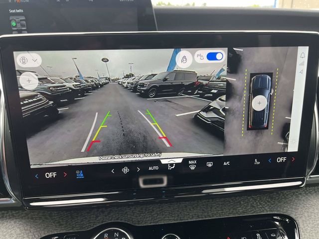 New 2025 Star White Metallic Tri-Coat Ford Tremor image 10