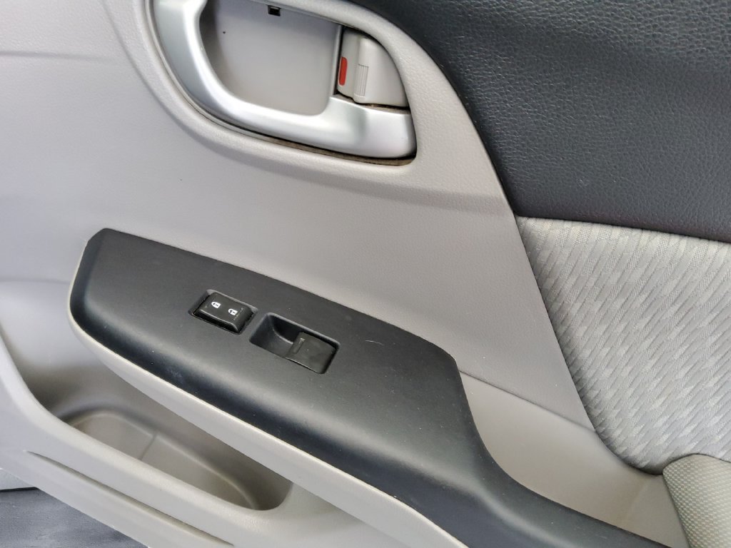 Used 2014 Blue Honda LX image 15