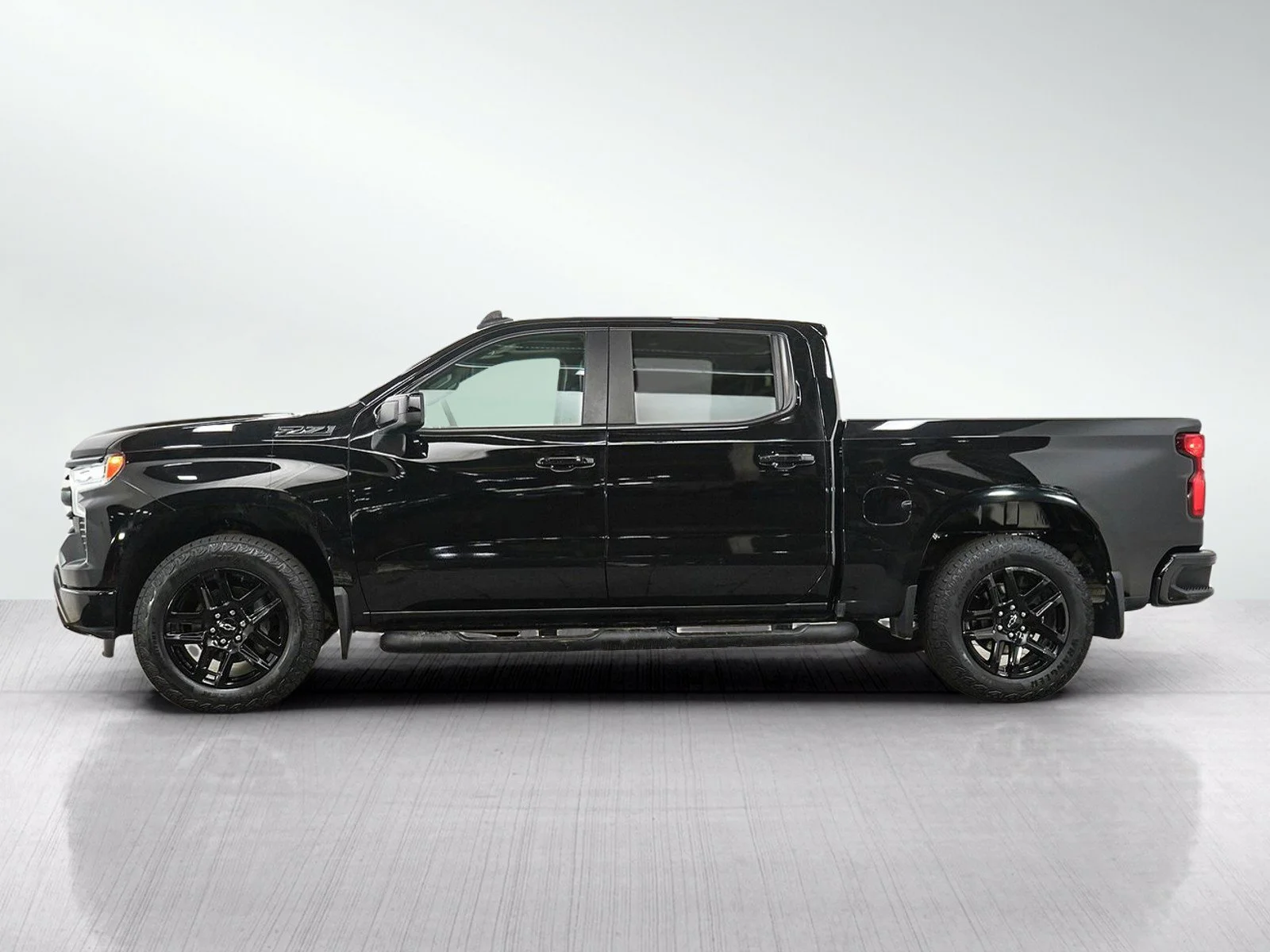 Used 2023 Chevrolet Silverado 1500 RST with VIN 1GCUDEED4PZ308437 for sale in Wayzata, Minnesota