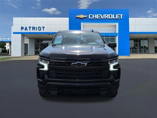 Used 2023 Black Chevrolet RST image 46