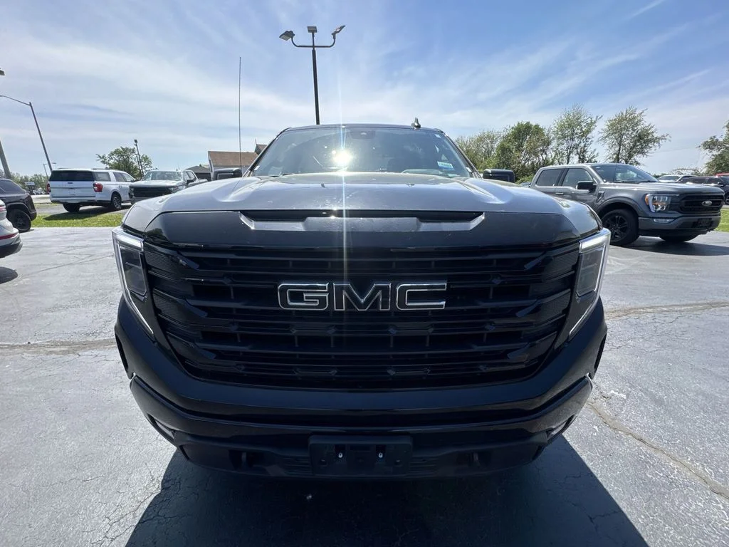Used 2024 Black GMC Elevation image 26