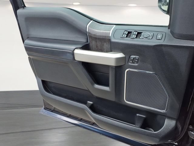 Used 2021  Ford XL image 13