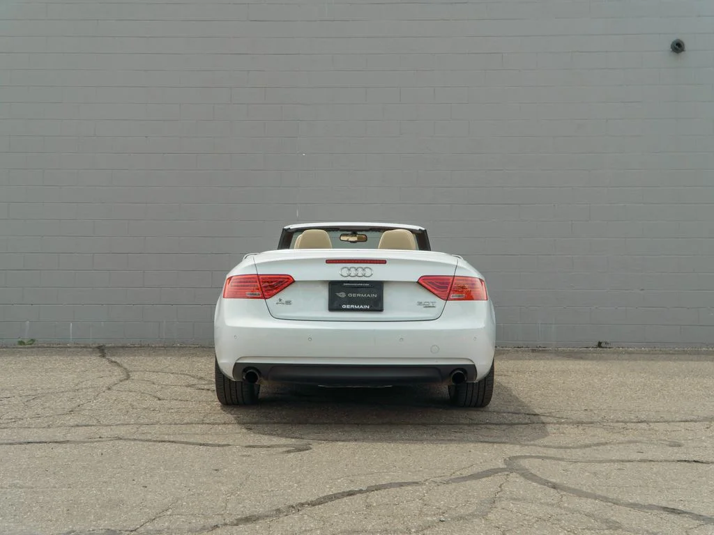 Used 2013  Audi  image 6