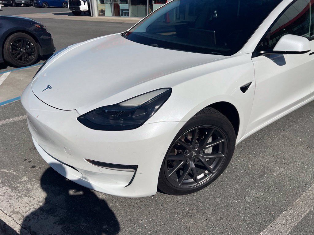 Used 2021 White Tesla Long Range image 5