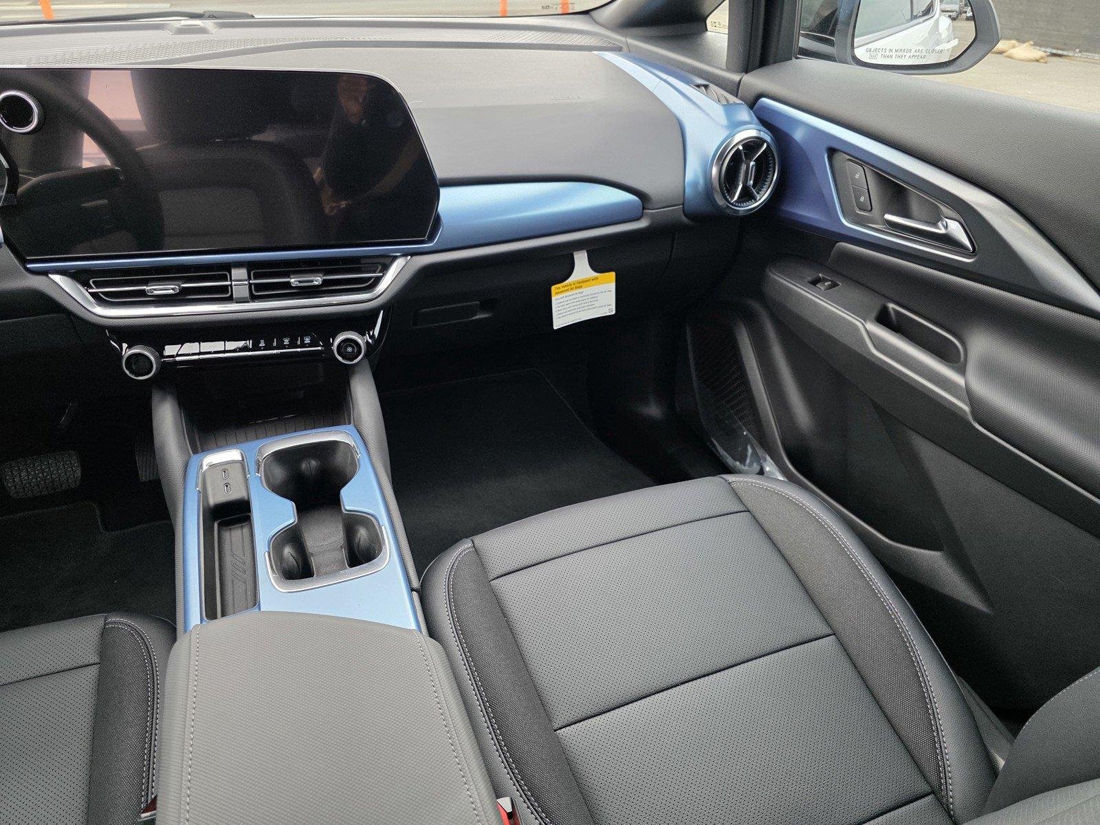 2026 Chevrolet Equinox EV 2LT - Photo 16