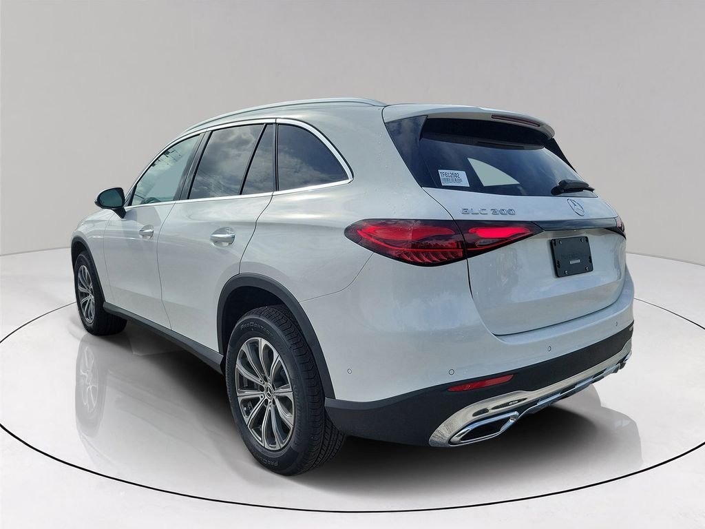 New 2026 White Mercedes-Benz GLC 300 image 4
