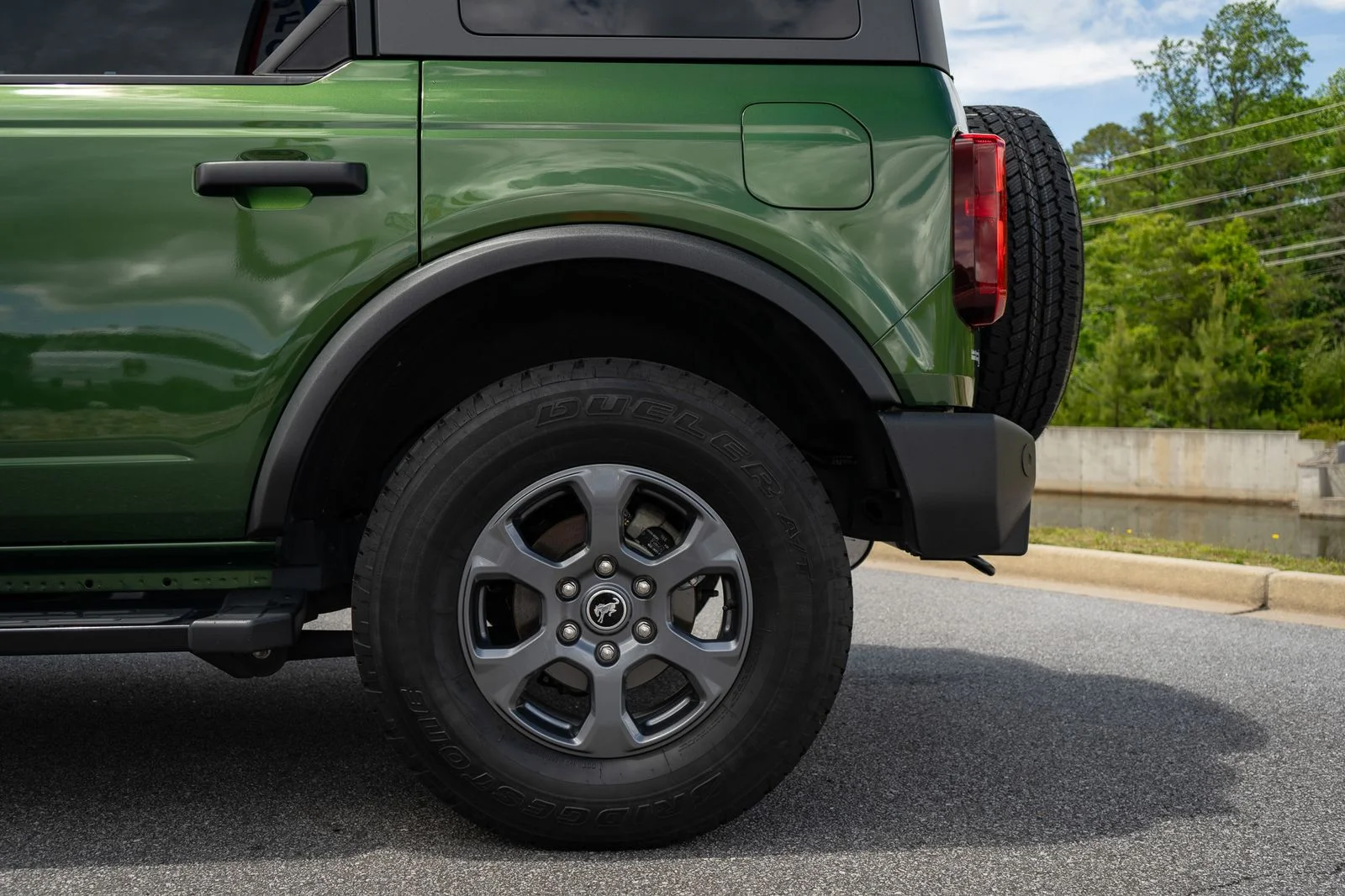 Used 2025 Green Metallic Ford Big Bend image 6