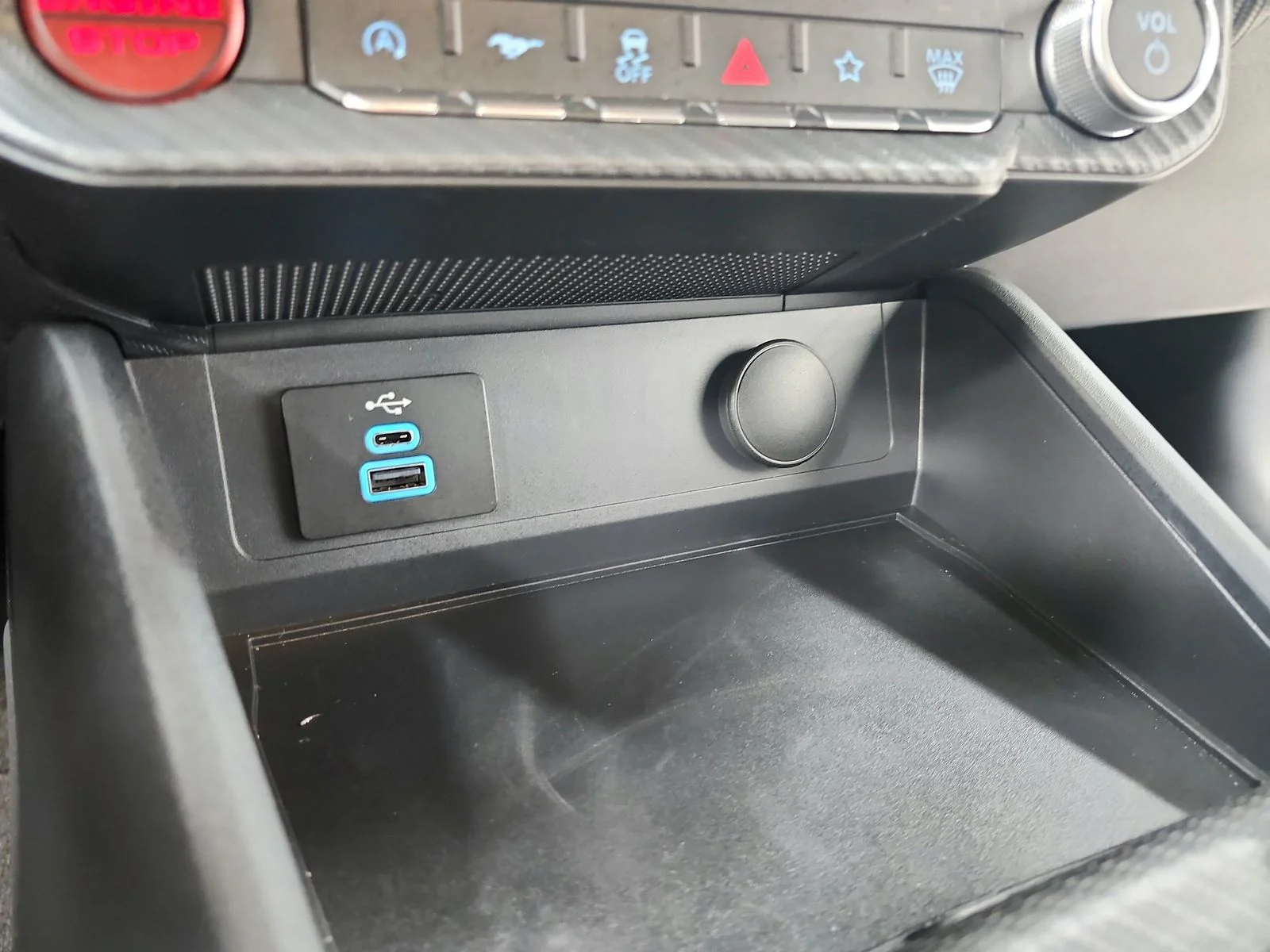 New 2026 Carbonized Gray Metallic Ford EcoBoost® Fastback image 30