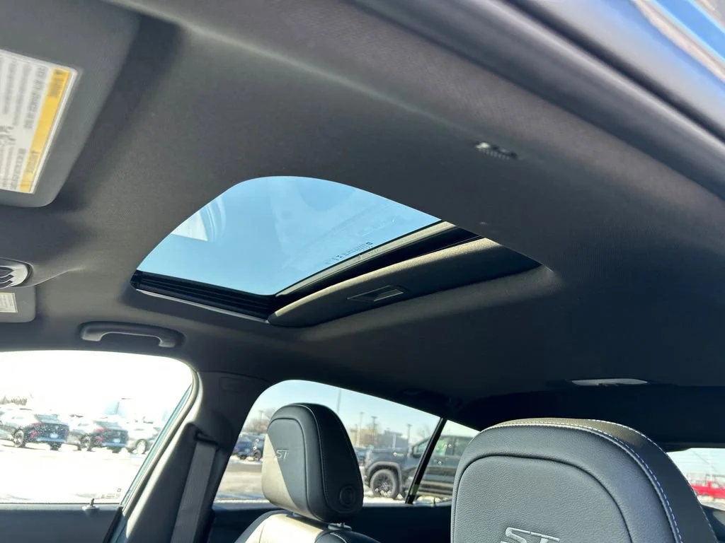 New 2026 Ocean Blue Metallic Buick Sport Touring image 28