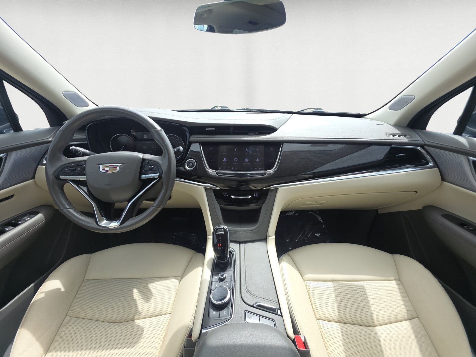 Used 2020 Shadow Metallic Cadillac FWD Premium Luxury image 14