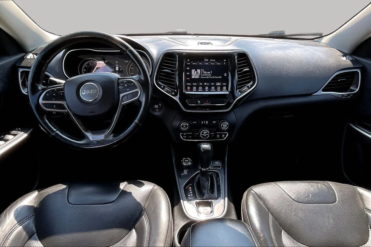Used 2020 Bright White Clearcoat Jeep Limited image 14
