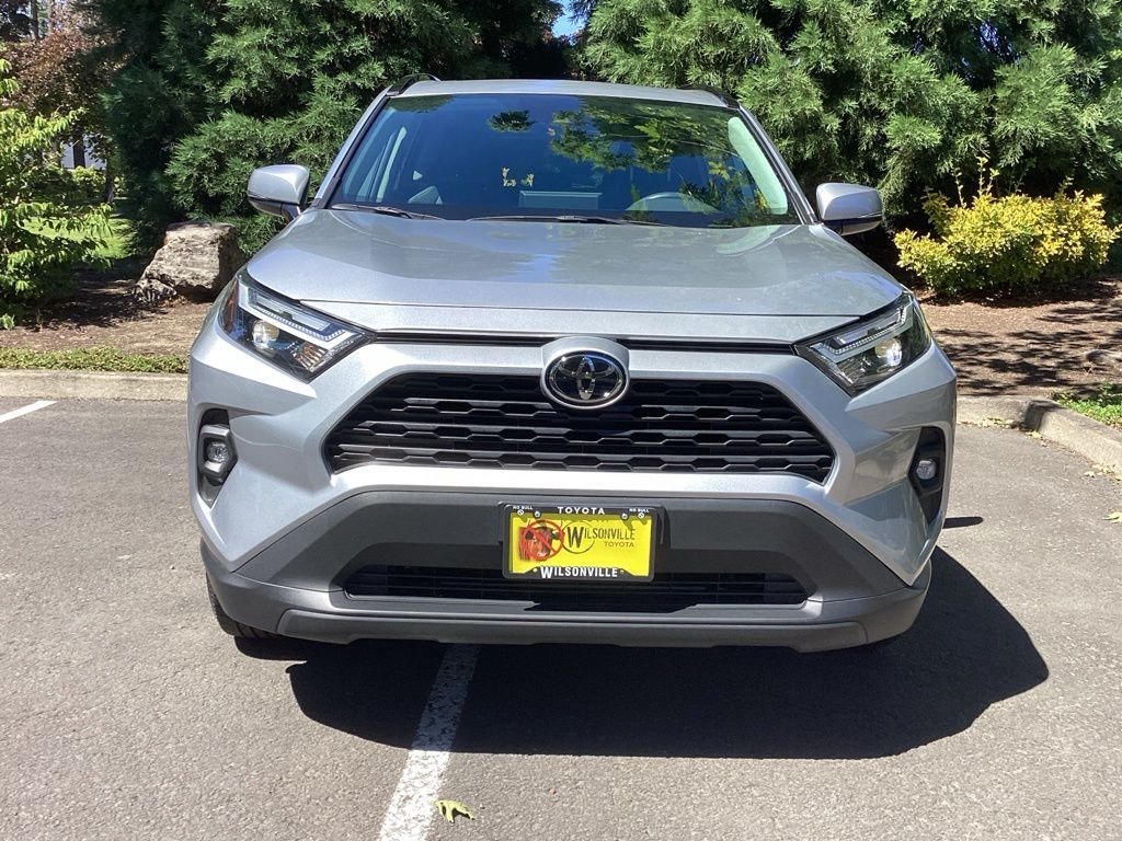 Certified Used 2025 Silver Toyota XLE Premium image 21